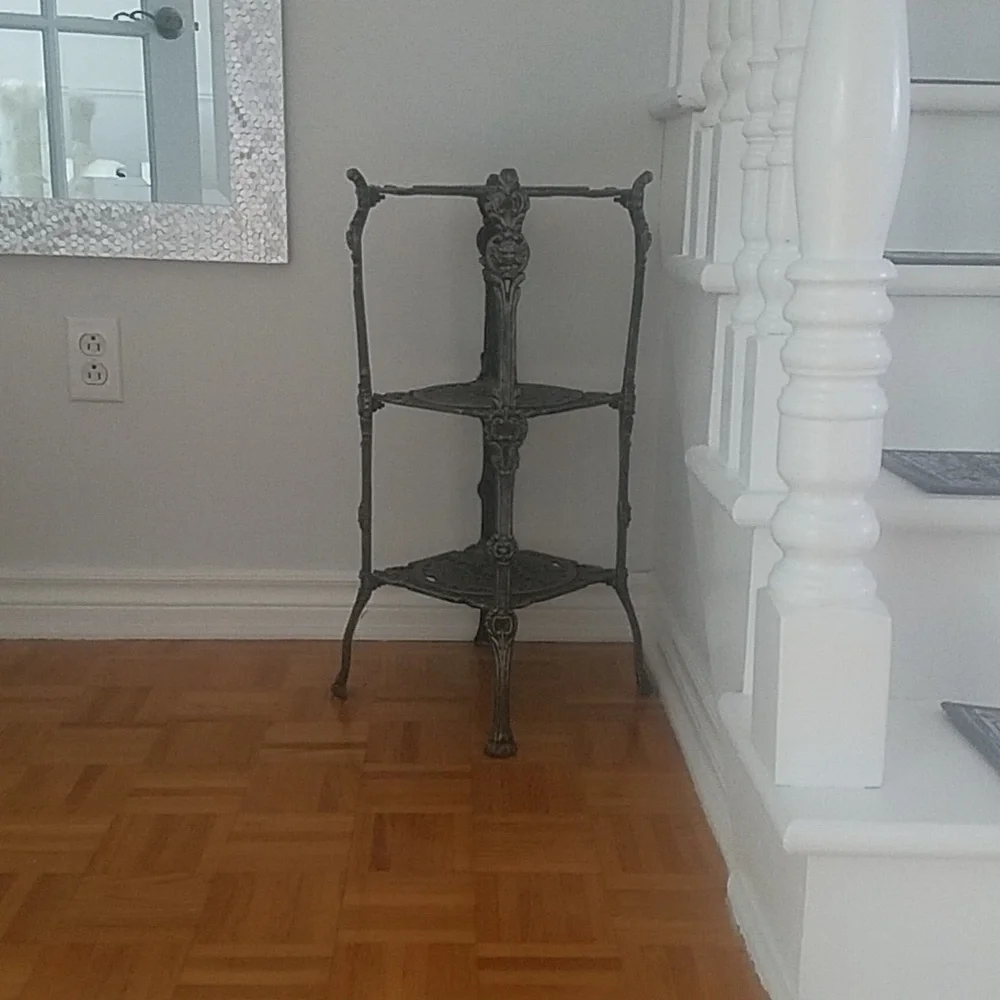 Vintage Heavy Metal Plant Stand - Picture 10 of 10